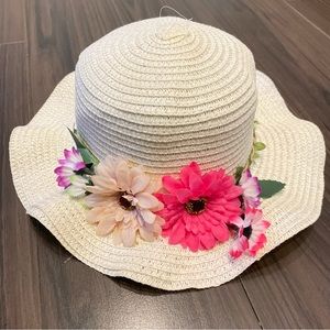 New floral sun hat for kids girls. Fits about 4-6 years old.
